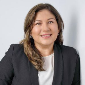 Meet your Posher, Jenifer